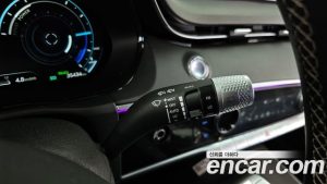 Genesis GV70 e-AWD 2024 года из Южной Кореи