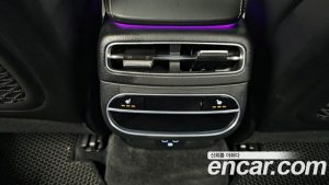 Genesis GV70 e-AWD 2024 года из Южной Кореи