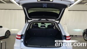 Genesis GV70 e-AWD 2024 года из Южной Кореи