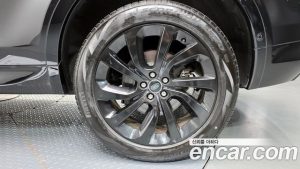 Land Rover Discovery Sport P250 Dynamic SE 2024 года из Южной Кореи