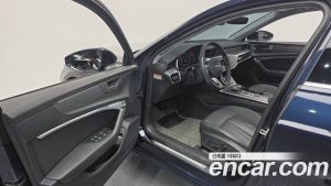 Audi A6 45 TFSI 2023 года из Южной Кореи