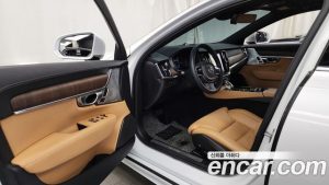 Volvo S90 T8 AWD ULTIMATE Bright 2023 года из Южной Кореи