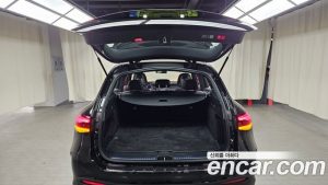 Mercedes-Benz GLC-Class AMG GLC43 4MATIC 2025 года из Южной Кореи