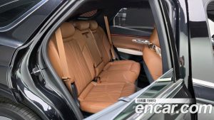 Genesis GV70 2.5T Бензин AWD 2025 года из Южной Кореи