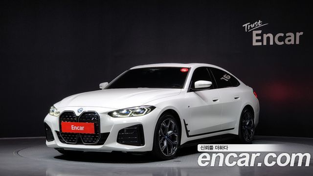 BMW i4 eDrive40 M Sport PRO 2023 года из Кореи