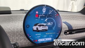 Mini Cooper SE Favoured 2024 года из Южной Кореи