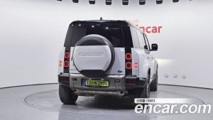 Land Rover Defender 110 P300 X- SE 2023 года из Южной Кореи