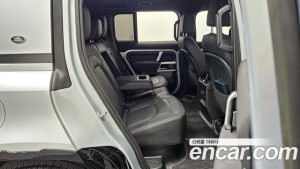 Land Rover Defender 110 P300 X- SE 2023 года из Южной Кореи