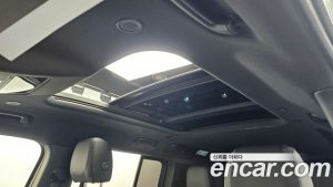 Land Rover Defender 110 P300 X- SE 2023 года из Южной Кореи