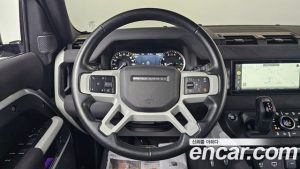 Land Rover Defender 110 P300 X- SE 2023 года из Южной Кореи