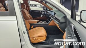 Genesis GV80 2.5T Бензин 2WD 2024 года из Южной Кореи