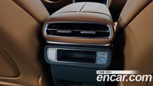 Genesis GV80 2.5T Бензин 2WD 2024 года из Южной Кореи