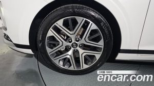 Hyundai Grandeur 2.5 Бензин 2WD 2025 года из Южной Кореи