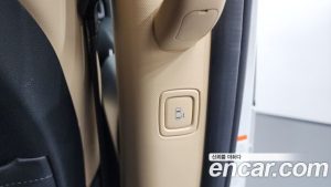 Hyundai Staria HEV 1.6 Tourer 9-Seater 2025 года из Южной Кореи