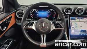 Mercedes-Benz C-Class C300 4MATIC Avantgarde 2023 года из Южной Кореи