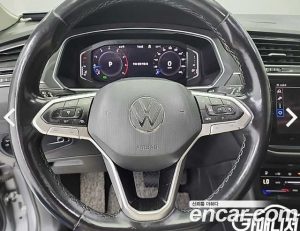 Volkswagen Tiguan 2.0 TSI Prestige 2022 года из Южной Кореи