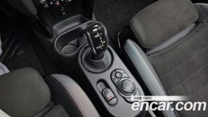 Mini Cooper JCW 2023 года из Южной Кореи