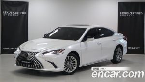 Lexus ES Luxury Plus 2026 года из Южной Кореи