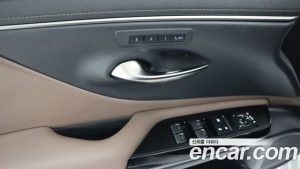 Lexus ES Luxury Plus 2026 года из Южной Кореи