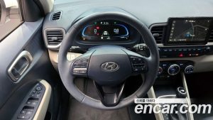 Hyundai Venue 1.6 Premium 2024 года из Южной Кореи