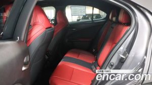 Lexus UX 2.0 F-Sport 2WD 2025 года из Южной Кореи