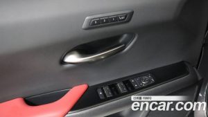 Lexus UX 2.0 F-Sport 2WD 2025 года из Южной Кореи