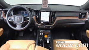Volvo XC60 B5 ULTIMATE Bright 2023 года из Южной Кореи