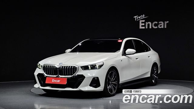 BMW 5-Series 530i xDrive M Sport 2024 года из Кореи