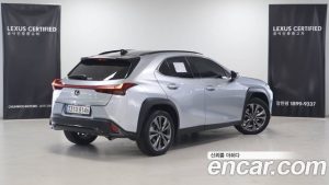 Lexus UX 2.0 F-Sport 2WD 2025 года из Южной Кореи