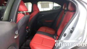 Lexus UX 2.0 F-Sport 2WD 2025 года из Южной Кореи