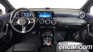 Mercedes-Benz A-Class A220 HATCHBACK 2025 года из Южной Кореи