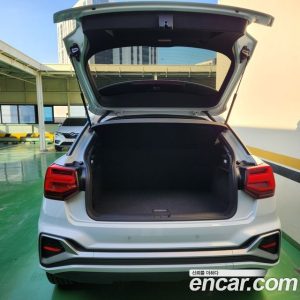 Audi Q2 35 TDI Premium 2023 года из Южной Кореи