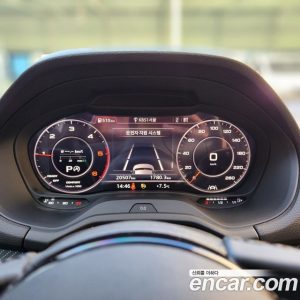 Audi Q2 35 TDI Premium 2023 года из Южной Кореи