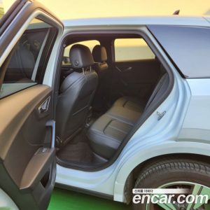 Audi Q2 35 TDI Premium 2023 года из Южной Кореи