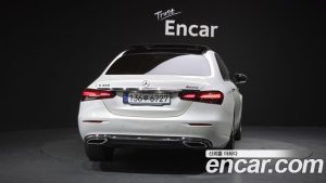Mercedes-Benz E-Class E450 4MATIC Exclusive 2023 года из Южной Кореи