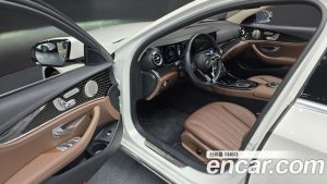 Mercedes-Benz E-Class E450 4MATIC Exclusive 2023 года из Южной Кореи