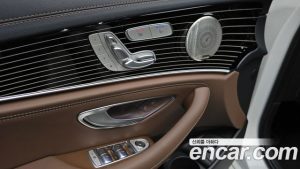 Mercedes-Benz E-Class E450 4MATIC Exclusive 2023 года из Южной Кореи