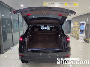 Porsche Cayenne 3.0 2022 года из Южной Кореи