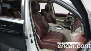 Mercedes-Benz GLS-Class Maybach GLS600 4MATIC MANUFAKTUR 2023 года из Южной Кореи