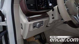 Mercedes-Benz GLS-Class Maybach GLS600 4MATIC MANUFAKTUR 2023 года из Южной Кореи