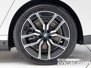 BMW i7 eDrive 50 M Sport 2024 года из Южной Кореи