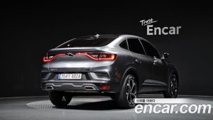 Renault-KoreaSamsung XM3 1.6 E-TECH Inspire 2023 года из Южной Кореи