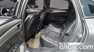 Renault-KoreaSamsung XM3 1.6 E-TECH Inspire 2023 года из Южной Кореи