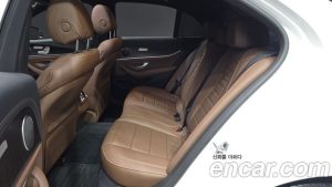 Mercedes-Benz E-Class E250 AMG Line 2023 года из Южной Кореи