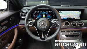 Mercedes-Benz E-Class E250 AMG Line 2023 года из Южной Кореи