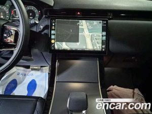Land Rover Range Rover Velar 2.0 P250 Dynamic SE 2025 года из Южной Кореи