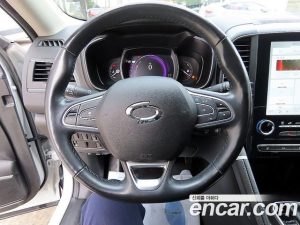 Renault-KoreaSamsung QM6 2.0 GDe LE Signature 2WD 2023 года из Южной Кореи