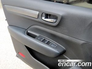 Renault-KoreaSamsung QM6 2.0 GDe LE Signature 2WD 2023 года из Южной Кореи