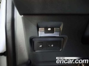 Land Rover Discovery Sport P250 SE 2023 года из Южной Кореи