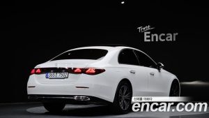 Mercedes-Benz E-Class E200 Avantgarde 2024 года из Южной Кореи